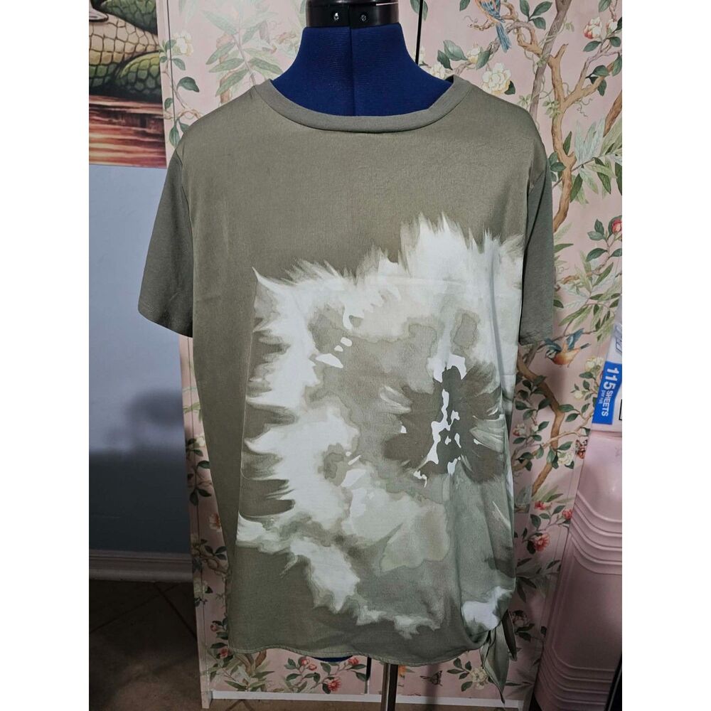 Simply Vera Vera Wang Women’s XL Olive Green Abstract Graphic T-Shirt
